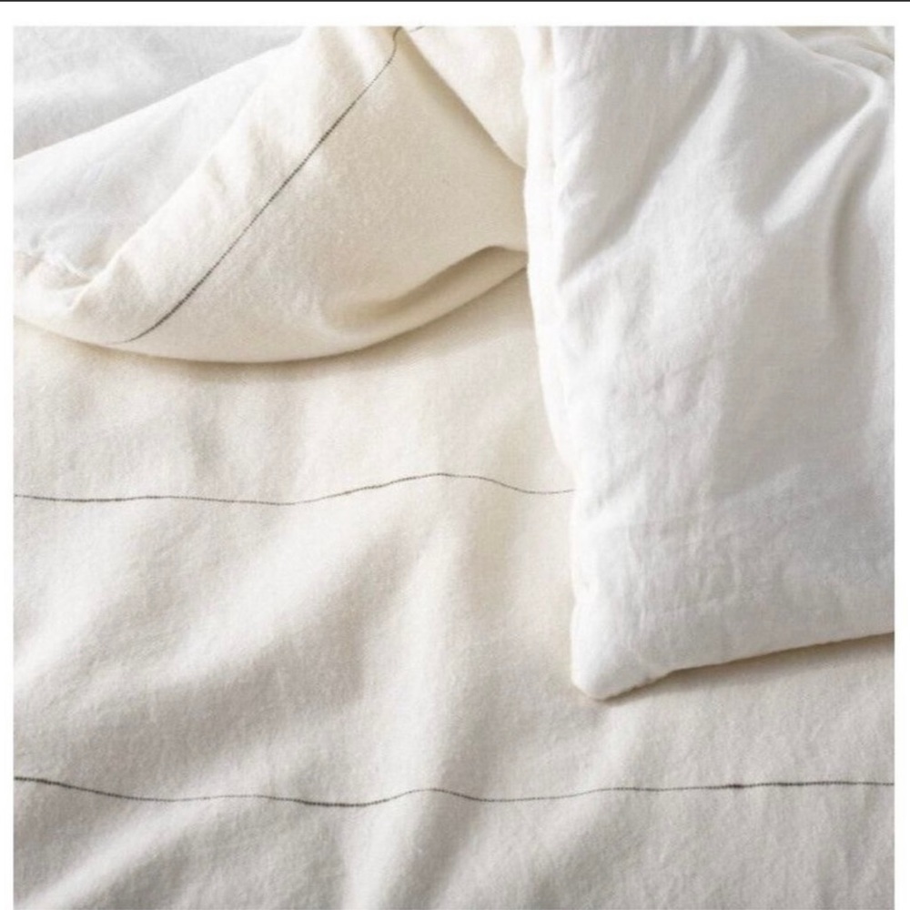 Hearth and Hand Full/Queen Thin Stripe Duvet Cover Set
